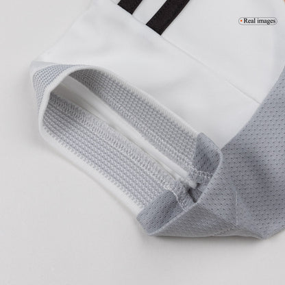 Kit de football domicile Real Madrid 2025/26 pour enfant [PREMIUM]
