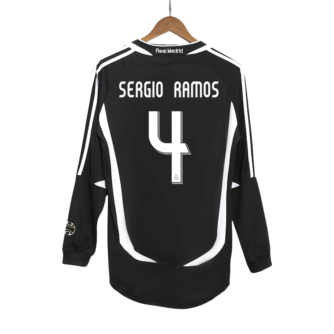 Maillot de football rétro SERGIO RAMOS #4 Real Madrid 2006/07 extérieur manches longues homme