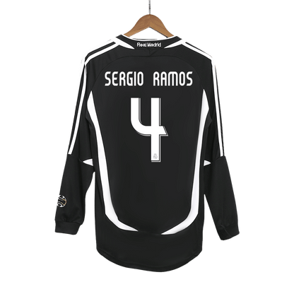 Maillot de football rétro SERGIO RAMOS #4 Real Madrid 2006/07 extérieur manches longues homme