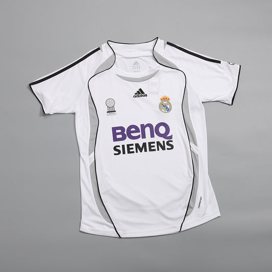 Retro Men's Real Madrid 2006/07 Home Soccer Jersey