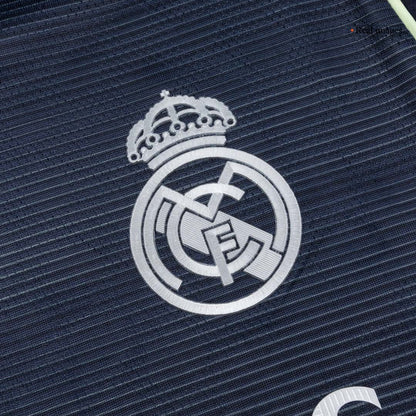 Maillot de foot extérieur HUIJSEN #24 Homme Real Madrid 2025/26 Version joueur - Coupe ajustée [PREMIUM]
