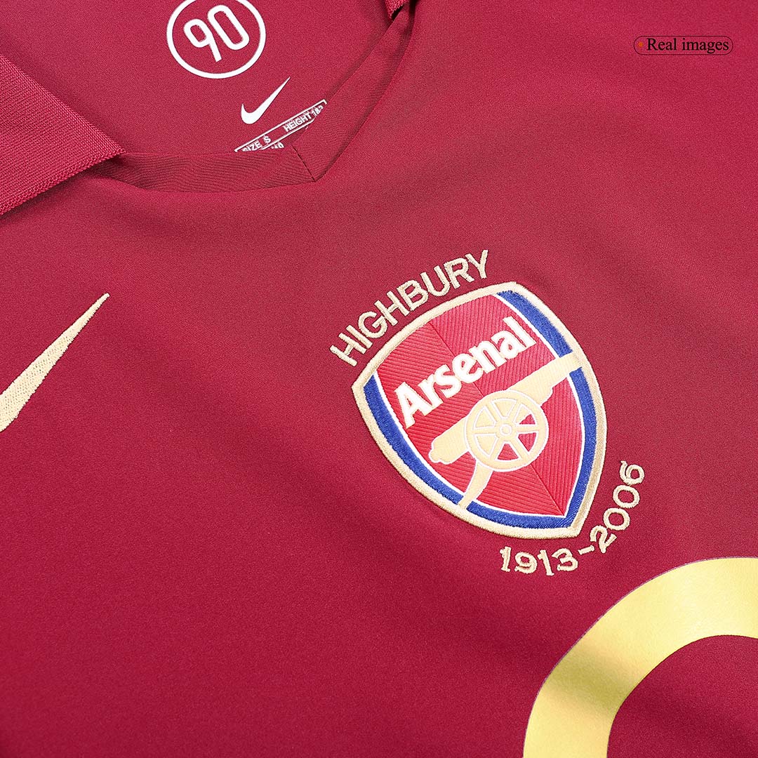 Maillot de foot domicile rétro Arsenal 2005/06 Homme BERGKAMP #10