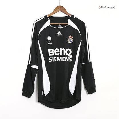 Maillot de football rétro SERGIO RAMOS #4 Real Madrid 2006/07 extérieur manches longues homme